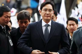 Thái tử Samsung bị bắt