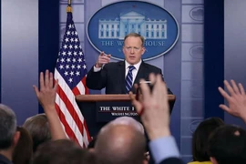 Giận báo chí, ông Trump dọa bỏ vĩnh viễn họp báo