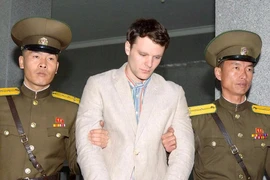Sinh viên Mỹ chết bí ẩn trong hôn mê: Ông Trump nói gì?