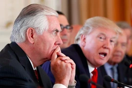 Ngoại trưởng Tillerson tính ra đi vì bất mãn ông Trump?