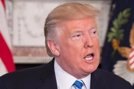Ông Trump dọa dùng quân sự trừng phạt Venezuela