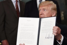 Ông Trump chính thức điều tra thương mại Trung Quốc