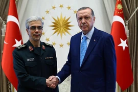 Tham mưu trưởng Iran đến Thổ Nhĩ Kỳ lần đầu sau 40 năm 