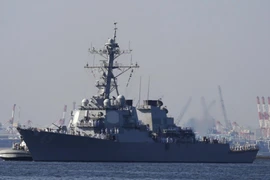 Mỹ đưa tàu khu trục tên lửa tân tiến USS Milius đến Nhật
