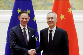 Cuộc chiến thương mại: Trung Quốc, EU bắt tay nhau đối phó Mỹ?