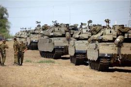 Israel triển khai 60 xe tăng, xe bọc thép đến biên giới Gaza