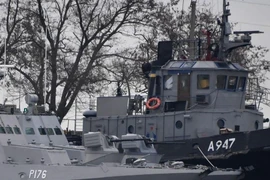 Nga đưa 3 tàu Ukraine ra khỏi cảng Kerch, chuẩn bị trao trả ​
