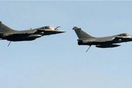 2 chiếc Rafale va nhau trên không, 2 phi công Pháp tử nạn