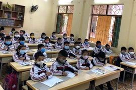 Học sinh nghỉ thêm 1 tuần, tự học theo hướng dẫn của thầy cô