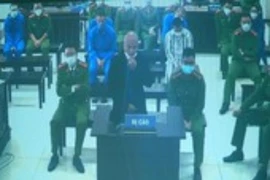 6 luật sư phiên tòa xử Đường 'nhuệ' bỏ về rồi... quay lại