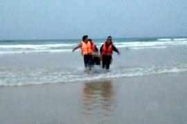 Khánh Hòa: 6 học sinh đi tắm biển, 3 em chết đuối