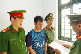Bắt nhóm chở 6 người Trung Quốc nhập cảnh trái phép