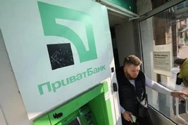 Ukraine đối mặt với nguy cơ vỡ nợ