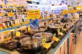 Thế Giới Di Động kiếm bộn tiền nhờ bán... nồi, niêu