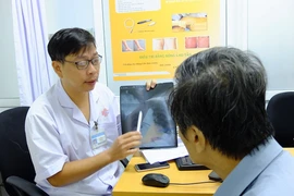 Robot giải cứu người đàn ông hỏng phổi