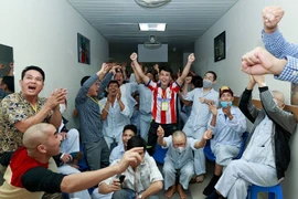 Bệnh nhân, bệnh viện cháy hết mình với U23 Việt Nam