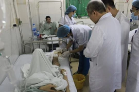 Giám đốc BV trích 1 tháng lương nỗ lực cứu đôi chân bệnh nhân
