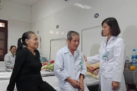 Lạm dụng thuốc bổ não, cứ 3 giây lại có 1 người mắc bệnh 'già'