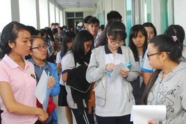Học sư phạm ra trường mà làm nghề khác sẽ bị đòi tiền hỗ trợ