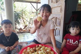 Bánh thuẫn - món quà tết của những bà mẹ Eawy