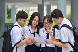 Bộ GD&ĐT đưa ra giải pháp giảm tình trạng 'nộp rồi rút'