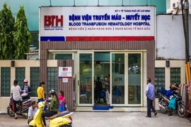 Bộ Y tế yêu cầu làm rõ vụ BV truyền thuốc quá hạn cho bệnh nhi