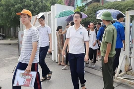 Gợi ý bài làm đề thi môn Văn lớp 10 tại Hà Nội