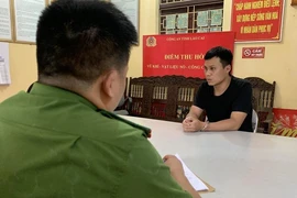 Bắt kẻ dùng dao đâm 2 công an bị thương