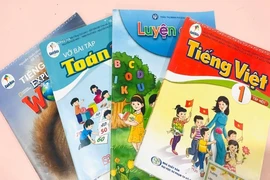 Bộ GD&ĐT đề nghị báo cáo việc dư luận phản ánh về SGK lớp 1
