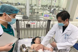 Thông tin mới vụ bé gái ở Hà Nội rơi từ tầng 13 chung cư