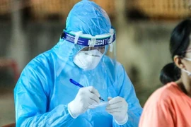 Bộ Y tế đề nghị các địa phương chuẩn bị tiêm vaccine cho trẻ từ 12-17 tuổi