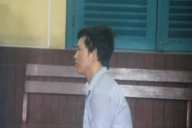 Chụp ảnh vợ bạn không xin phép, ngồi tù 20 năm