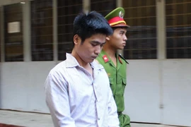 Đâm bạn nhậu vì không cho mua mồi
