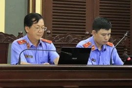 VKS bảo vệ đề nghị cấm xuất cảnh cha con ông Thanh