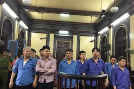 Trùm giang hồ khu Sở Thùng cãi tay đôi với công tố