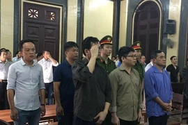 Cựu cán bộ công an khai gì trong vụ buôn lậu siêu xe?