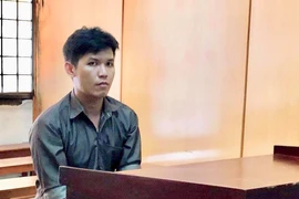 Trai trẻ làm 'cò' ngoại tệ lừa được 17 tỉ
