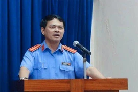 Nguyễn Hữu Linh thừa nhận đã ôm, hôn bé gái 3 lần