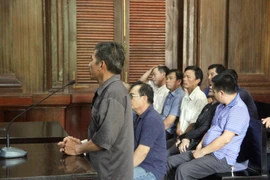 VKS kháng nghị vụ phạt tiền các bị cáo Việt kiều thay án tù