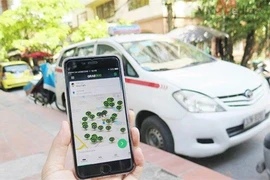 Tình trạng pháp lý bất lợi của tài xế taxi công nghệ