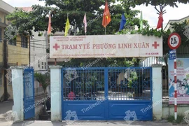 Nữ cán bộ tham ô rồi gửi tiền cho trai ngoại 