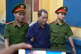 Tiếp tục điều tra ông Trầm Bê và siêu lừa Dương Thanh Cường