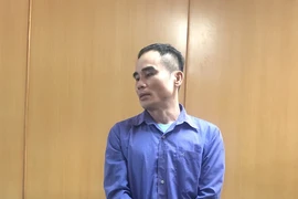 Không tìm được vợ, dùng dao tấn công 2 người khác