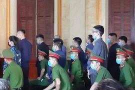 Xử đường dây giả danh công an, VKS, tòa án để lừa đảo