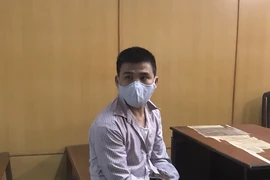 Án chồng án khi mua bán đêm khuya nhận tiền giả