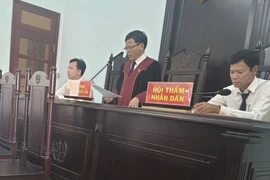 Toà kiến nghị điều tra hành vi đưa, nhận hối lộ của công an