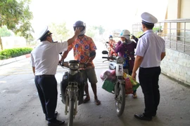 Từ Campuchia về, 3 người trong một gia đình mắc COVID-19