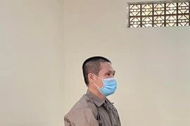 Không được chia tài sản riêng khi ly hôn, chồng dùng xăng đốt vợ