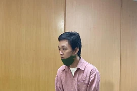 Kẻ cướp giật túi xách khiến bị hại bốn lần phải mổ hộp sọ bị phạt 18 năm tù