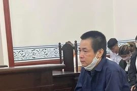 Phạt tù chung thân người cha đâm con trai rồi không đưa đi cấp cứu 